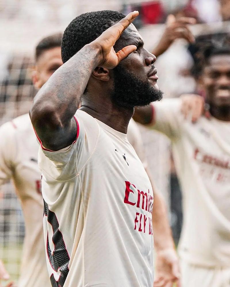 阿瑙：这是我人生最重要的一场比赛；波黑球迷来得越多越好（阿瑙称生涯最关键一战 期待波黑球迷越多越好）