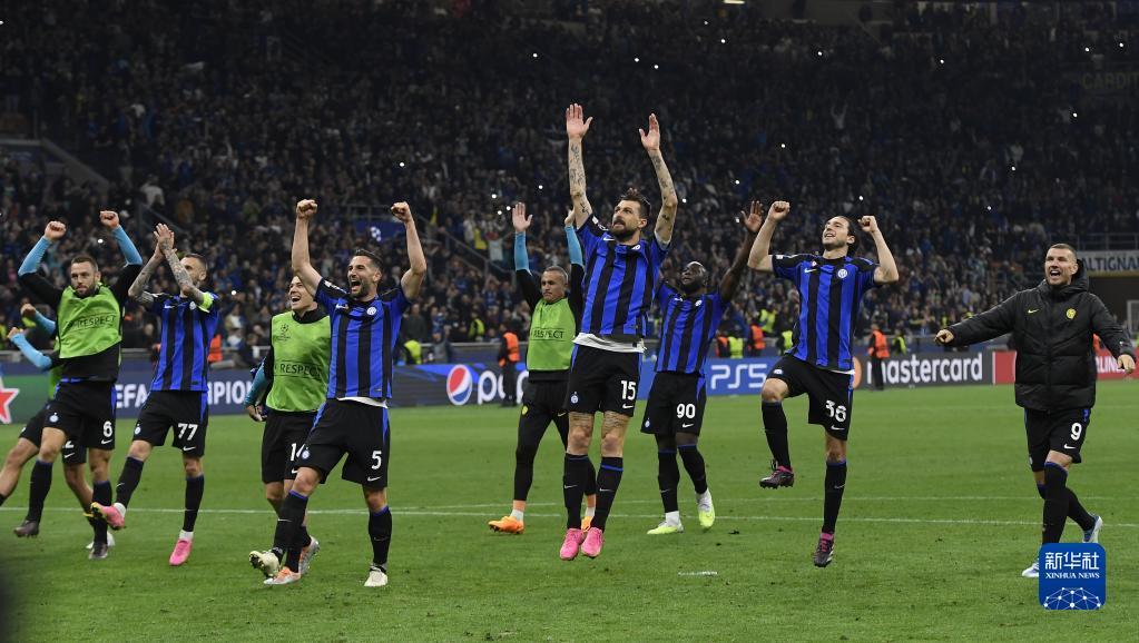 菲利克斯：过去三个夏天我一直想回本菲卡，但他们对我不认真