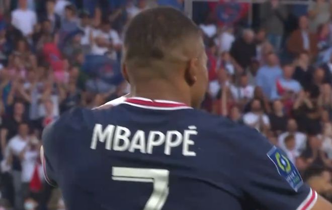 1-0，10人法甲第11掀翻法甲第7，博格巴替补登场，敦比亚一剑封喉