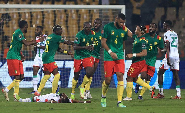 记者：国米正在关注阿克，曼城要价3500万欧元